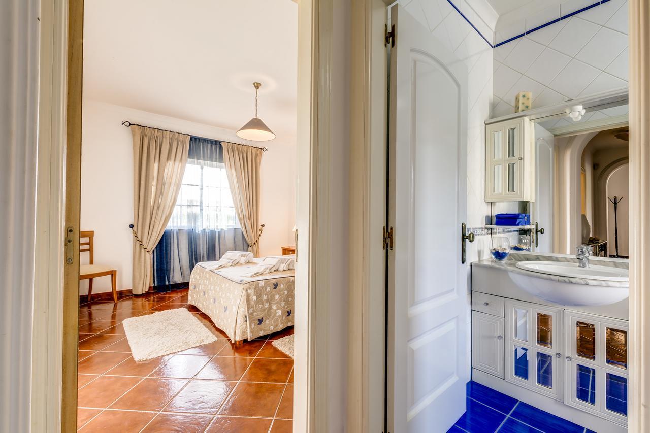 Altura Prime - 5 Suites, Private Pool And Parking, Walk To Beach Exterior photo
